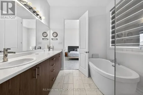 298 Ramblewood Drive Wasaga Beach ON L9Z 2B2