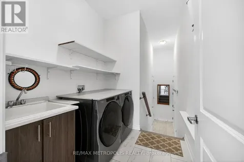 298 Ramblewood Drive Wasaga Beach ON L9Z 2B2