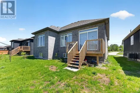 298 Ramblewood Drive Wasaga Beach ON L9Z 2B2