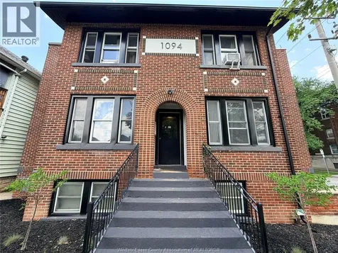 1094 Lincoln Road Windsor ON N8Y 2H4