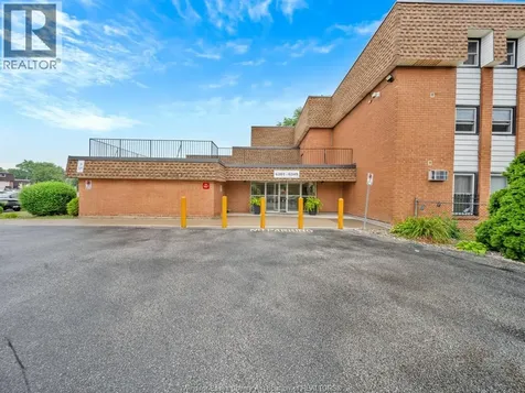 6211 Thornberry Crescent Windsor ON N8T 3A5