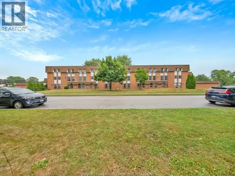 6211 Thornberry Crescent Windsor ON N8T 3A5