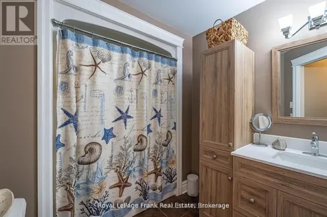 25 Lakeland Avenue Trent Lakes ON K0L 1J0