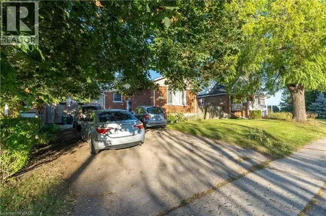 41 Alma Street North Guelph ON N1H 5X2