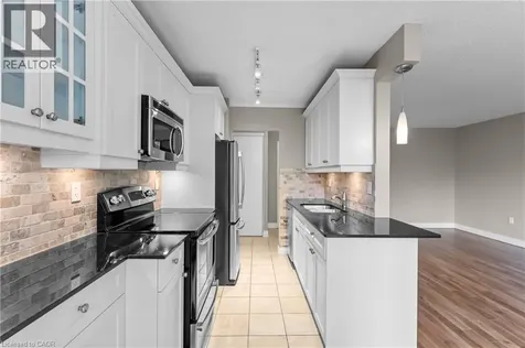 6390 Huggins Street Niagara Falls ON L2J 1H1
