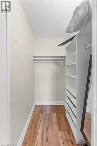 6390 Huggins Street Niagara Falls ON L2J 1H1