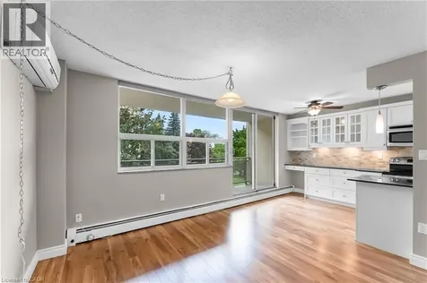 6390 Huggins Street Niagara Falls ON L2J 1H1