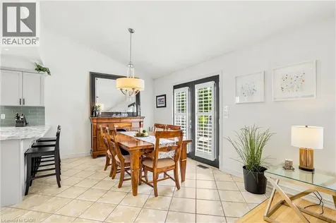 24 Benziger Lane Stoney Creek ON L8E 6B6