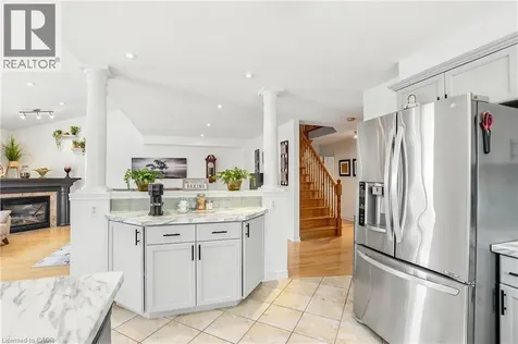 24 Benziger Lane Stoney Creek ON L8E 6B6