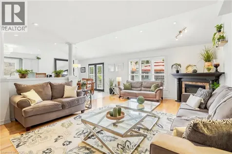 24 Benziger Lane Stoney Creek ON L8E 6B6