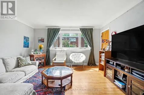 707 Edison Avenue Ottawa ON K2A 1W2