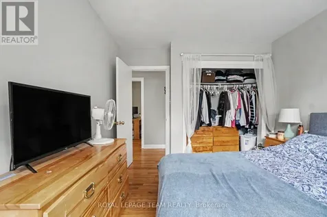 707 Edison Avenue Ottawa ON K2A 1W2