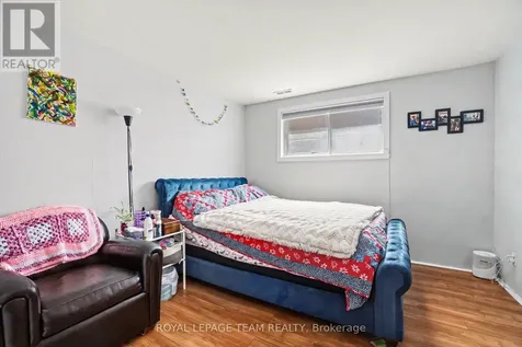 707 Edison Avenue Ottawa ON K2A 1W2