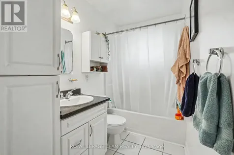 707 Edison Avenue Ottawa ON K2A 1W2