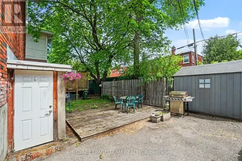 707 Edison Avenue Ottawa ON K2A 1W2