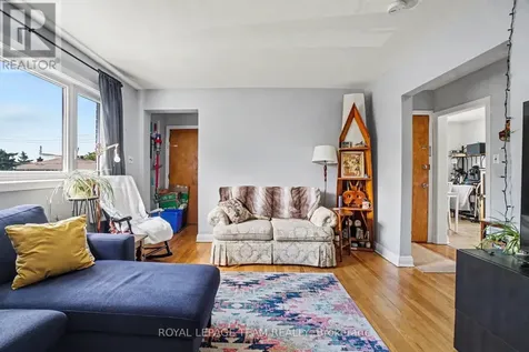 707 Edison Avenue Ottawa ON K2A 1W2