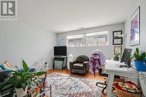707 Edison Avenue Ottawa ON K2A 1W2