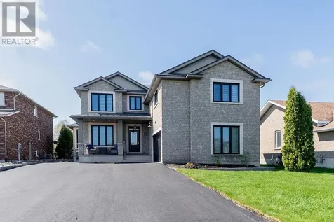 11 Landreville Drive Greater Sudbury ON P3A 0A1