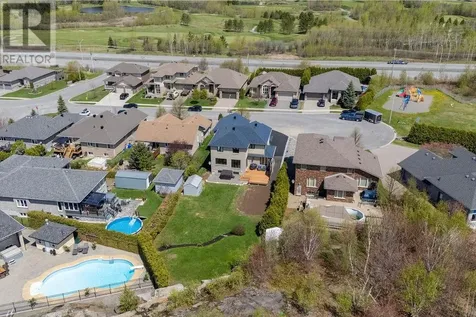 11 Landreville Drive Greater Sudbury ON P3A 0A1