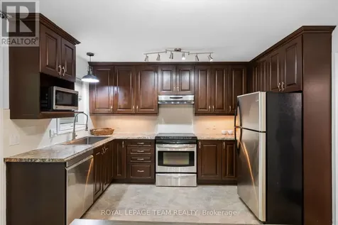 212 Provender Avenue Ottawa ON K1K 4N7