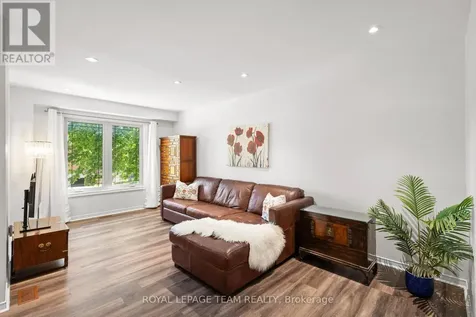 212 Provender Avenue Ottawa ON K1K 4N7
