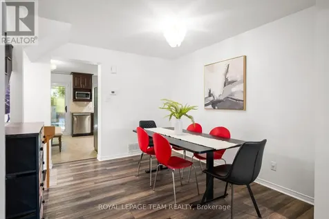 212 Provender Avenue Ottawa ON K1K 4N7
