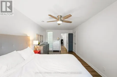 212 Provender Avenue Ottawa ON K1K 4N7