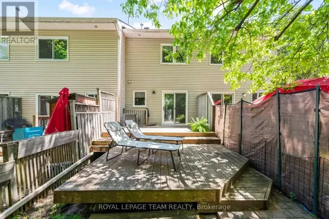 212 Provender Avenue Ottawa ON K1K 4N7
