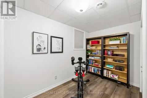 212 Provender Avenue Ottawa ON K1K 4N7