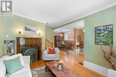8 Ossington Avenue Ottawa ON K1S 3B4