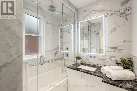 8 Ossington Avenue Ottawa ON K1S 3B4