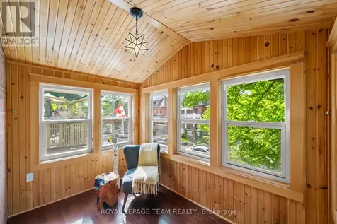 8 Ossington Avenue Ottawa ON K1S 3B4