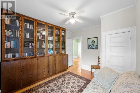 8 Ossington Avenue Ottawa ON K1S 3B4