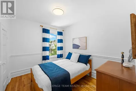 8 Ossington Avenue Ottawa ON K1S 3B4