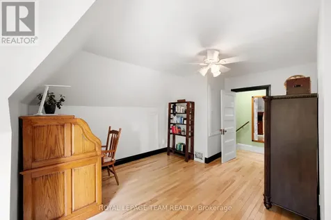 8 Ossington Avenue Ottawa ON K1S 3B4