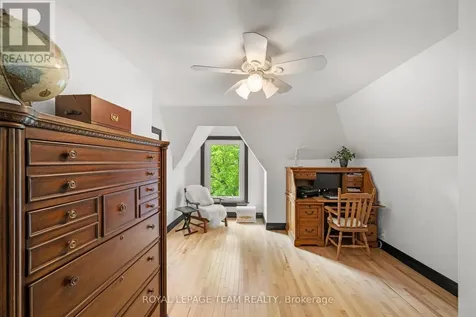 8 Ossington Avenue Ottawa ON K1S 3B4