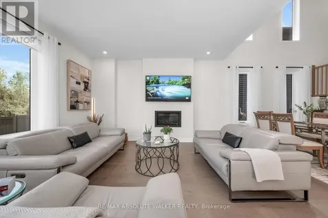 515 Paakanaak Avenue Ottawa ON K1X 0G9