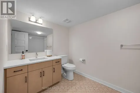 515 Paakanaak Avenue Ottawa ON K1X 0G9