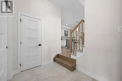 515 Paakanaak Avenue Ottawa ON K1X 0G9