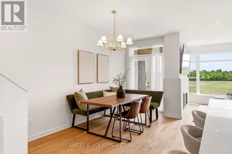 256 Shuttleworth Drive Ottawa ON K1T 0T4