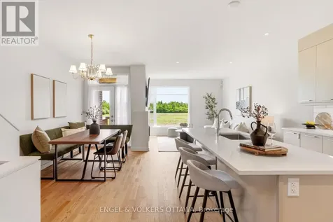 256 Shuttleworth Drive Ottawa ON K1T 0T4