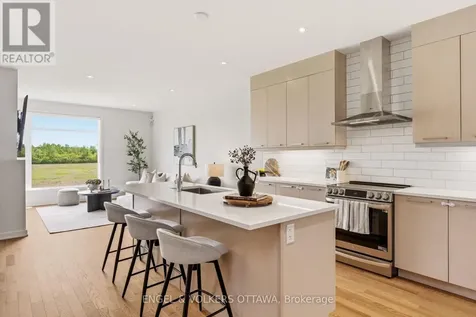 256 Shuttleworth Drive Ottawa ON K1T 0T4