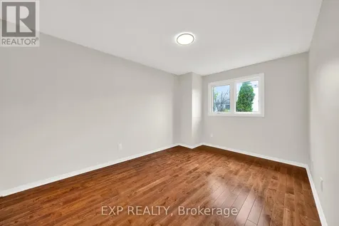 186 Southport Drive Ottawa ON K1T 3P4