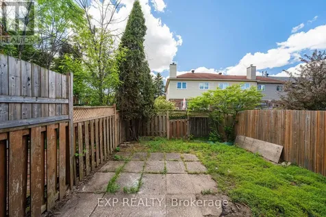 186 Southport Drive Ottawa ON K1T 3P4