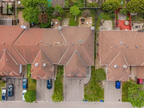 186 Southport Drive Ottawa ON K1T 3P4