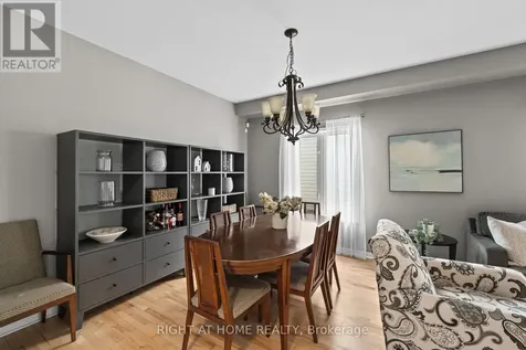 517 Stonechurch Way Ottawa ON K2J 0C6