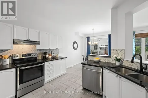 517 Stonechurch Way Ottawa ON K2J 0C6