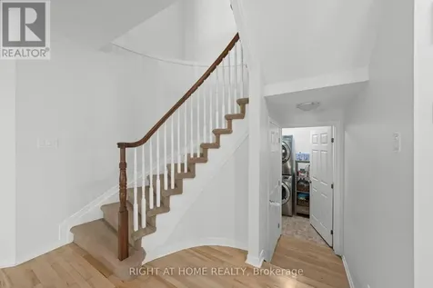 517 Stonechurch Way Ottawa ON K2J 0C6