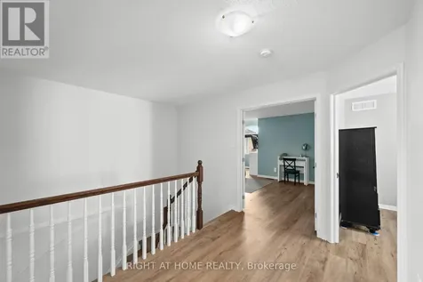 517 Stonechurch Way Ottawa ON K2J 0C6