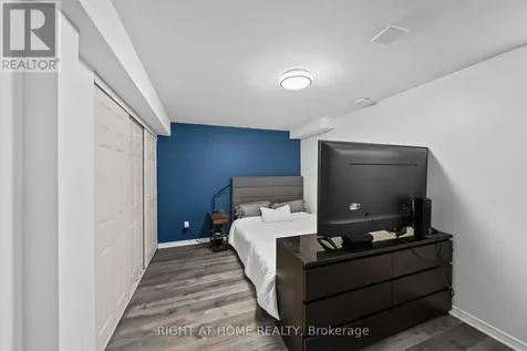 517 Stonechurch Way Ottawa ON K2J 0C6